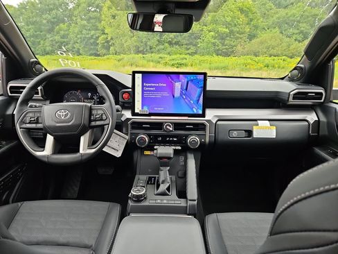 New 2026 Toyota 4Runner 4WD image 4