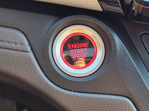 Used 2019 Honda Odyssey EX-L image 8