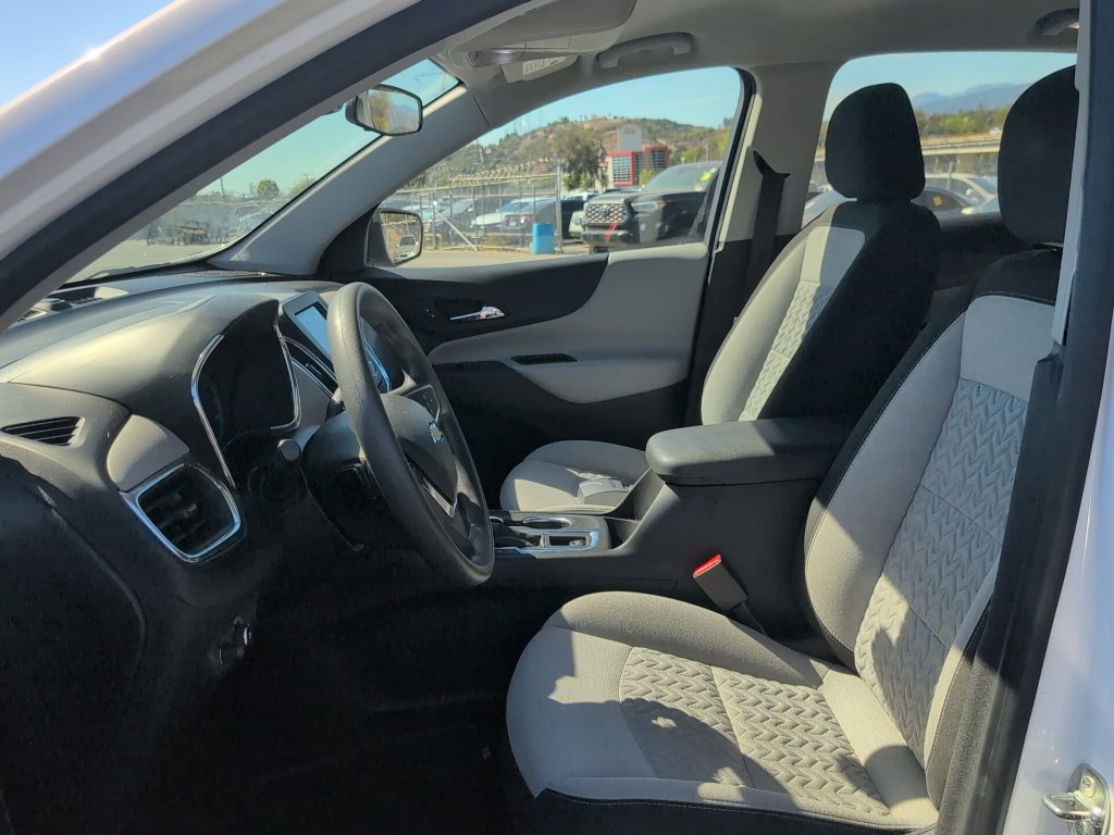 Used 2022 Chevrolet Equinox LS FWD image 7