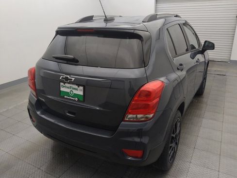 Used 2021 Chevrolet Trax LT w/ Sport Edition FWD image 7