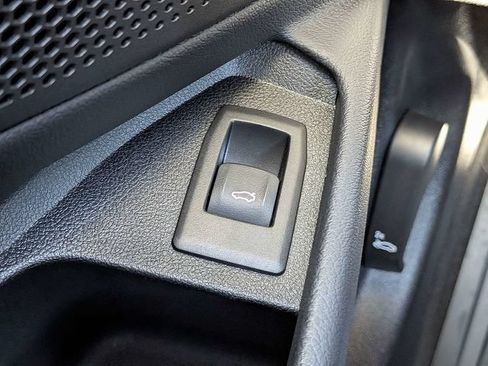 Used 2025 BMW 330i Sedan RWD image 24