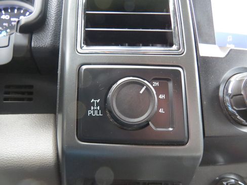 Used 2022 Ford F250 XLT w/ XLT Premium Package image 27