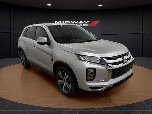 Used 2022 Mitsubishi Outlander Sport ES image 1