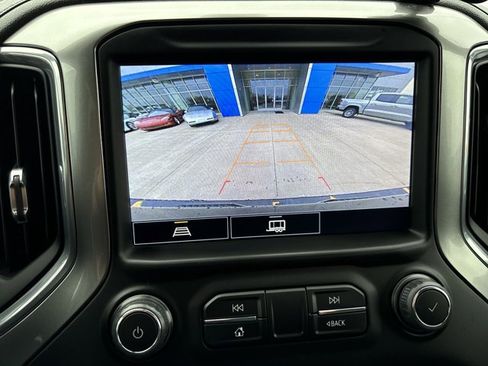 Used 2022 Chevrolet Silverado 1500 LT w/ Z71 Off-Road Package image 23