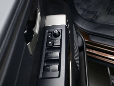 Used 2023 Toyota Tundra Limited AWD/4WD image 10