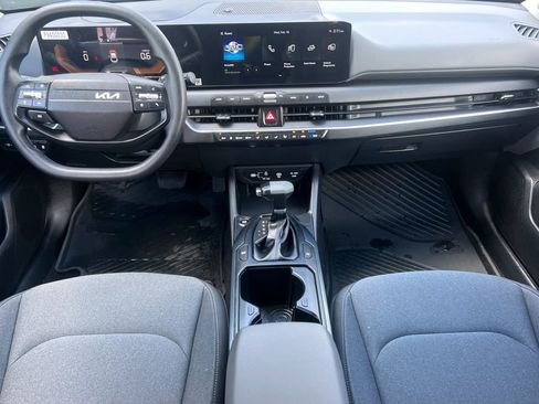 Used 2025 Kia K4 FWD image 15