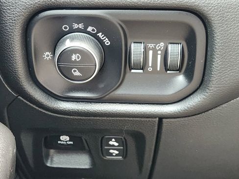 Used 2025 RAM 1500 Lone Star AWD/4WD image 27