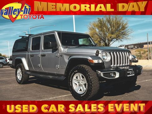 Used 2020 Jeep Gladiator Overland AWD/4WD image 1