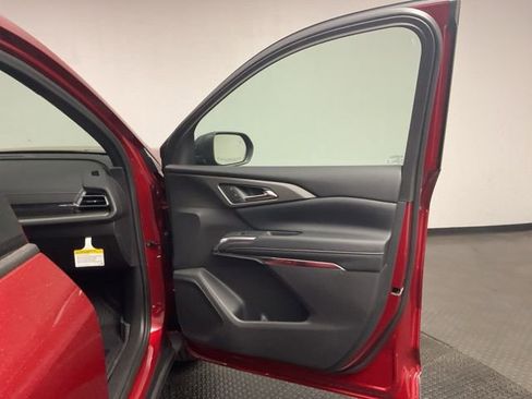 New 2026 Chevrolet Traverse LT w/ LPO, Floor Liner Package image 22