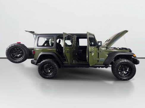 Used 2023 Jeep Wrangler Unlimited w/ 8.4" Radio Group AWD/4WD image 10