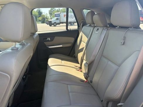 Used 2013 Ford Edge SEL FWD image 15