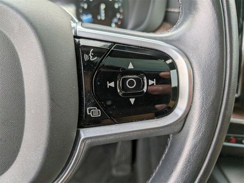 Used 2020 Volvo XC60 T5 Inscription image 16