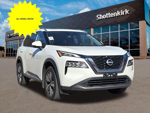 Used 2023 Nissan Rogue SL w/ SL Premium Package image 7