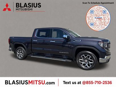 Used 2023 GMC Sierra 1500 SLT w/ SLT Premium Package