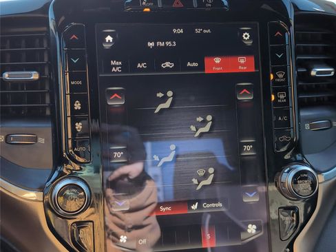 Used 2019 RAM 1500 Laramie image 25