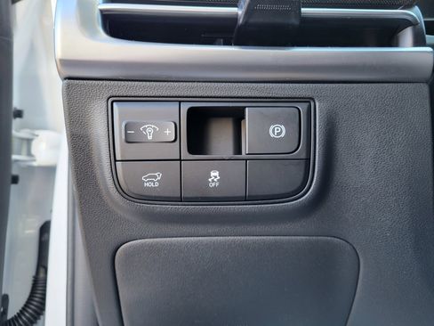 Used 2025 Hyundai Tucson Limited image 21