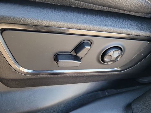 Used 2022 RAM 1500 Limited w/ Night Edition image 19