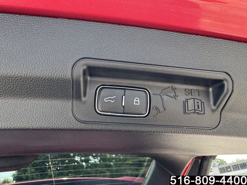 Used 2023 Ford Explorer XLT w/ Equipment Group 202A AWD/4WD image 36