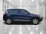 Used 2013 Volkswagen Tiguan S image 2