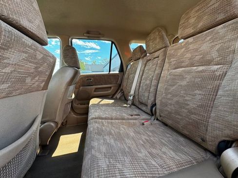 Used 2004 Honda CR-V LX image 12