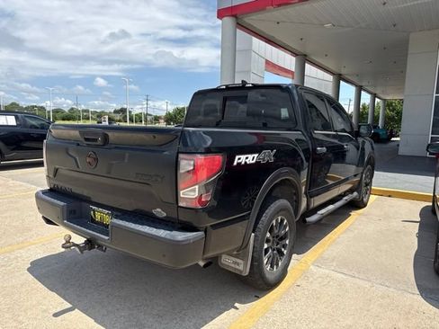 Used 2023 Nissan Titan PRO-4X w/ Pro-4x Convenience Package AWD/4WD image 7