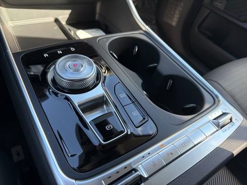 New 2026 Kia Carnival SX Prestige FWD image 24