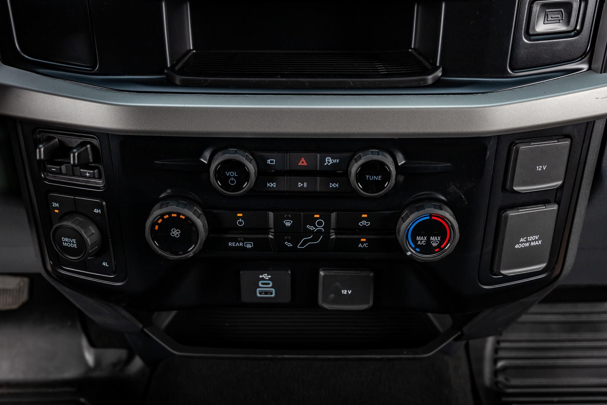 Used 2026 Ford F350 XLT w/ 360-Degree Camera Package AWD/4WD image 26