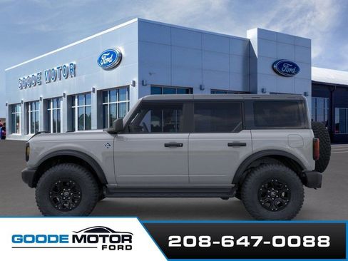 New 2026 Ford Bronco Outer Banks w/ Sasquatch Package image 3
