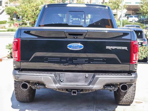 Used 2018 Ford F150 Raptor w/ Equipment Group 802A Luxury AWD/4WD image 5