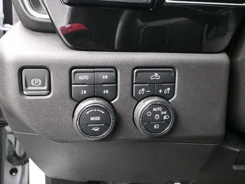 Used 2023 Chevrolet Silverado 1500 LT Trail Boss w/ Protection Package AWD/4WD image 22