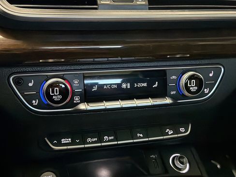 Used 2019 Audi Q5 2.0T Premium Plus w/ Premium Plus Package AWD/4WD image 10