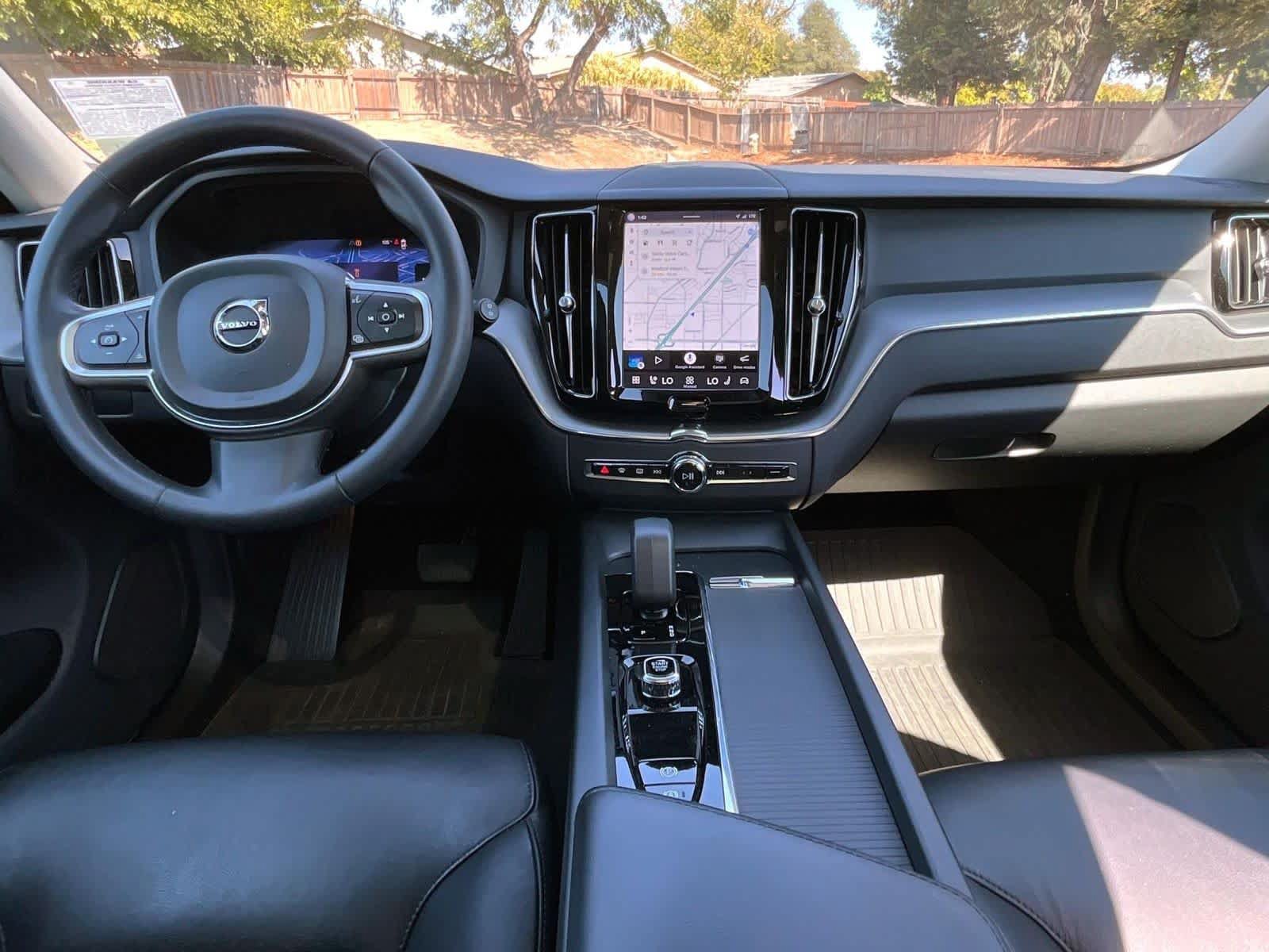 Used 2024 Volvo XC60 B5 Core w/ Protection Package Premier AWD/4WD image 3