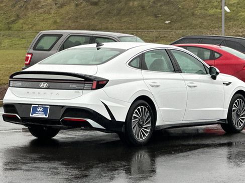 Used 2025 Hyundai Sonata SEL image 3