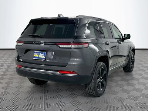 New 2026 Jeep Grand Cherokee Limited w/ Limited Altitude Package AWD/4WD image 5