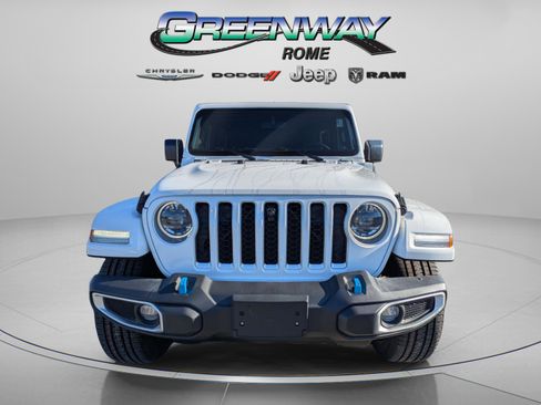 Used 2023 Jeep Wrangler Sahara w/ Cold Weather Group image 3