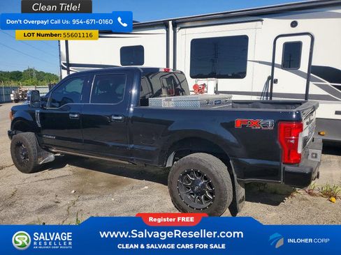 Used 2017 Ford F250 Platinum w/ Platinum Ultimate Package AWD/4WD image 3