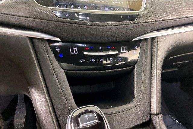 Used 2024 Cadillac XT5 Premium Luxury AWD/4WD image 14