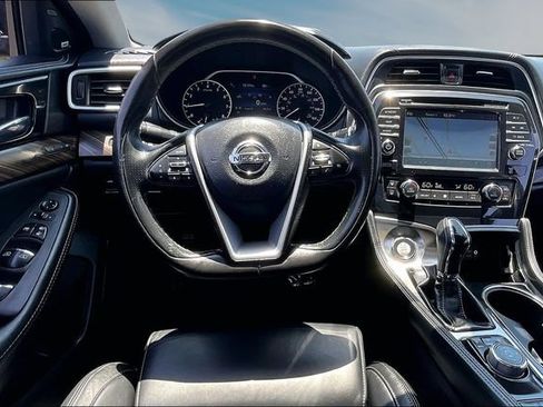 Certified 2017 Nissan Maxima Platinum FWD image 8