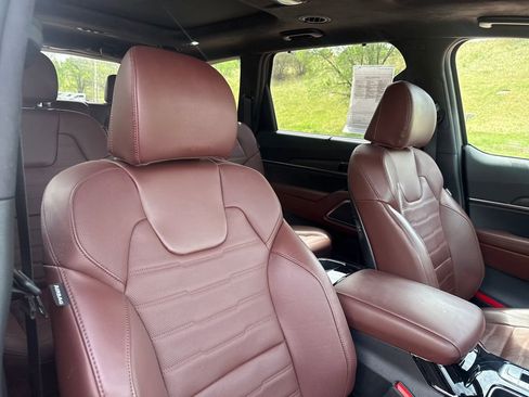 Used 2024 Kia Telluride SX Prestige AWD/4WD image 34