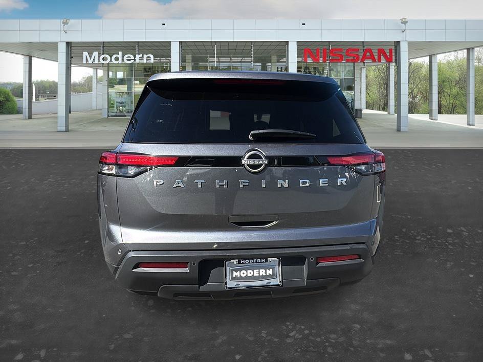 Certified 2025 Nissan Pathfinder SV FWD image 4