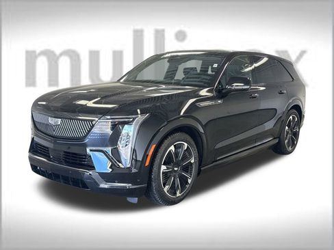 New 2025 Cadillac Escalade IQ Sport 2 w/ LPO, ONYX Package image 8