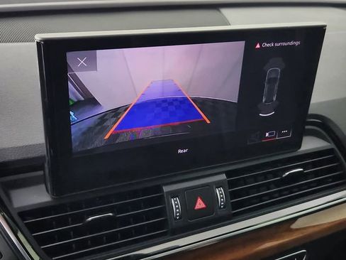 Used 2023 Audi Q5 2.0T Premium w/ Convenience Package image 20