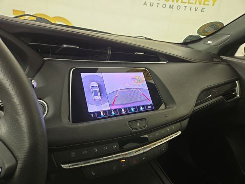 Certified 2020 Cadillac XT4 Sport w/ Sun And Sound Package image 21