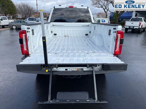 Used 2025 Ford F350 Lariat w/ Lariat Ultimate Package image 39