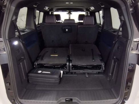 New 2025 Volkswagen ID. Buzz Pro S image 41