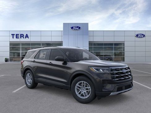 New 2026 Ford Explorer Active image 7