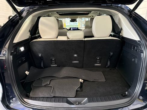 Certified 2024 MAZDA CX-90 Plug-In Hybrid w/ Premium Pkg AWD/4WD image 13