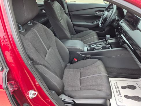 Used 2024 Honda Accord Sport image 27