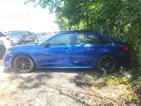 Used 2024 Honda Civic Sport image 4