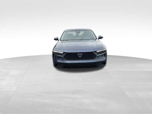 Certified 2023 Honda Accord EX image 8